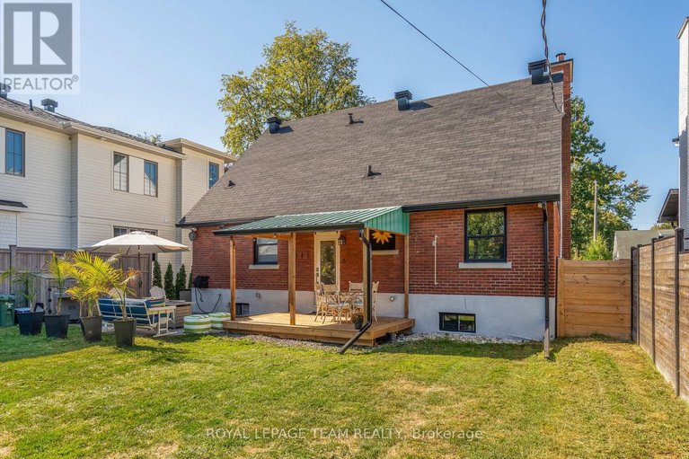 29622537/513-windermere-avenue/mckellarhighland/ottawa/ontario/K2A2W3_32