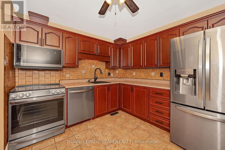 28523246/77-12-bentbrook-crescent/heritage-park/ottawa/ontario/K2J3X9_14