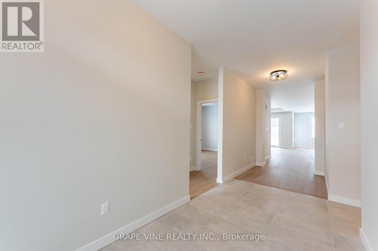 27987336/1345-diamond-street/clarencerockland-twp/clarence-rockland/ontario/K4K0M6_2