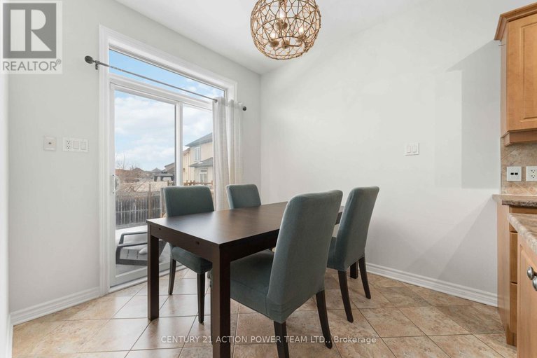 28387395/965-gosnell-terrace/fallingbrookgardenway-south/ottawa/ontario/K4A5C5_15