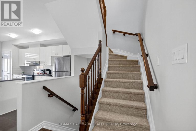 29073526/878-kilbirnie-drive/half-moon-bay/ottawa/ontario/K2J6G5_13