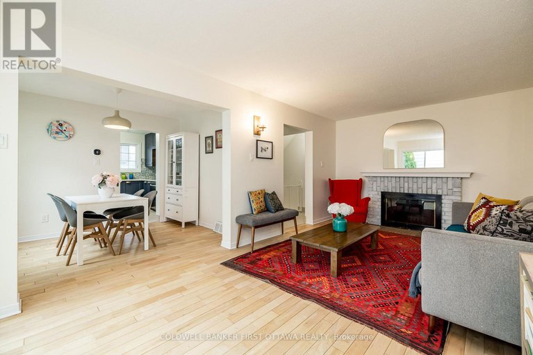 28497718/55-345-kintyre-private/carleton-square/ottawa/ontario/K2C3M6_9