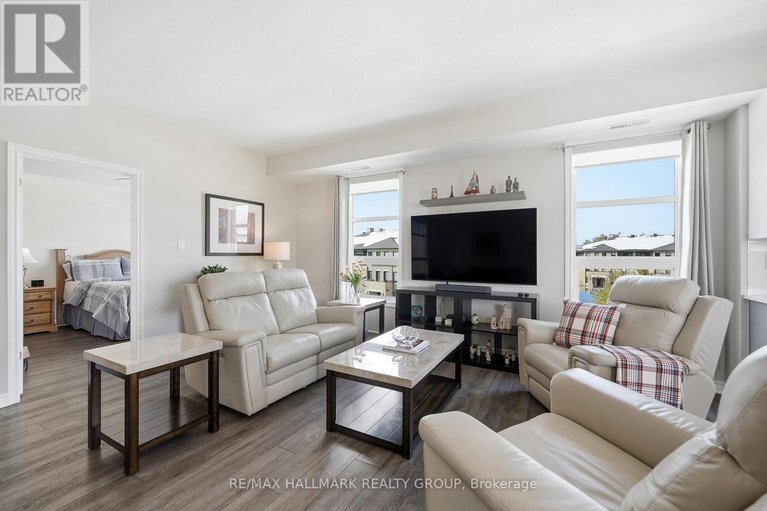 29392993/404-215-titanium-private/convent-glen-north/ottawa/ontario/K1C0B7_7