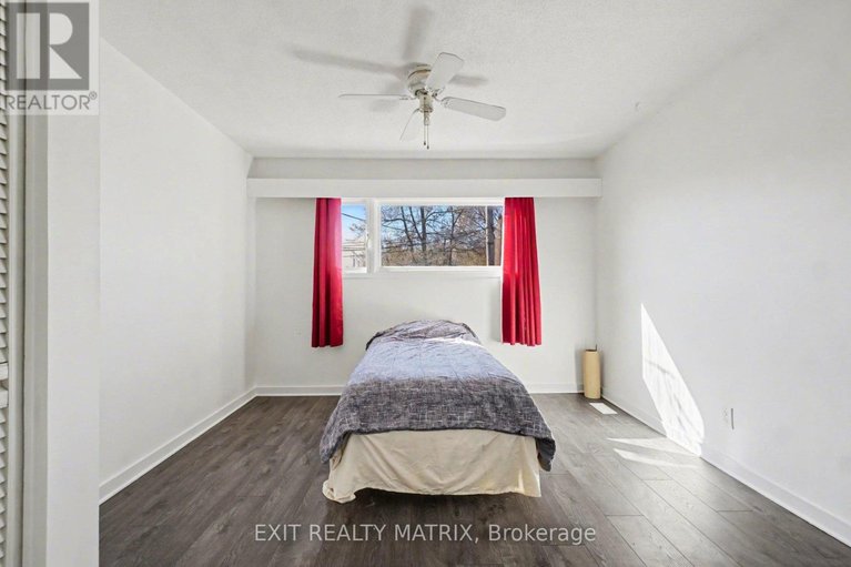 29680683/1864-lenester-avenue/mckellar-heightsglabar-park/ottawa/ontario/K2A3W8_22