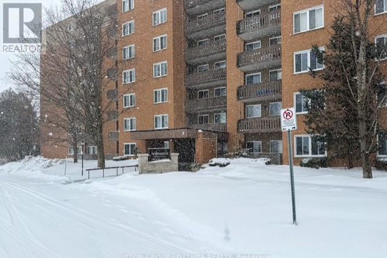 29412289/603-1599-lassiter-terrace/beaconwood/ottawa/ontario/K1J8R6_1