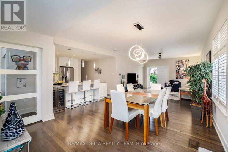 29345716/240-mullin-private/mer-bleuebradley-estatesanderson-park/ottawa/ontario/K1W0K6_3