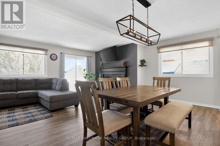 29396929/37-priam-way/westcliffe-estates/ottawa/ontario/K2H8S7_8