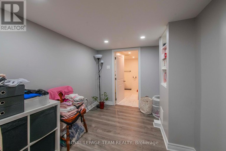 29171435/60-goulburn-avenue/sandy-hill/ottawa/ontario/K1N8C8_38