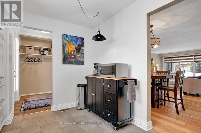 29356679/44-5-arbor-ridge/stittsville-central/ottawa/ontario/K2S1B9_19