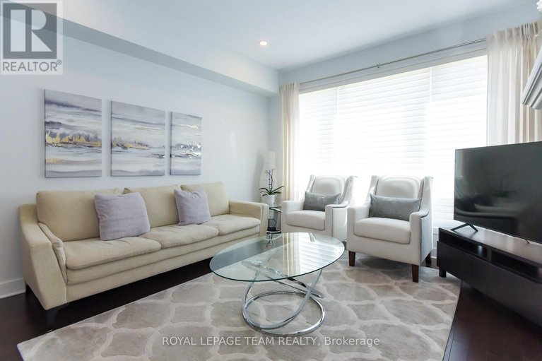 29666466/725-capricorn-circle/riverside-southgloucester-glen/ottawa/ontario/K4M0J4_23