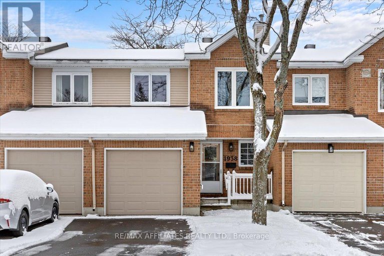 29094492/1938-ashmont-street/chapel-hill/ottawa/ontario/K1C7B9_1