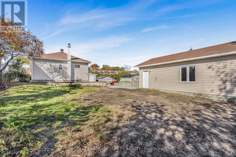 29435372/2053-catherine-street/town-of-rockland/clarence-rockland/ontario/K4K1H6_29