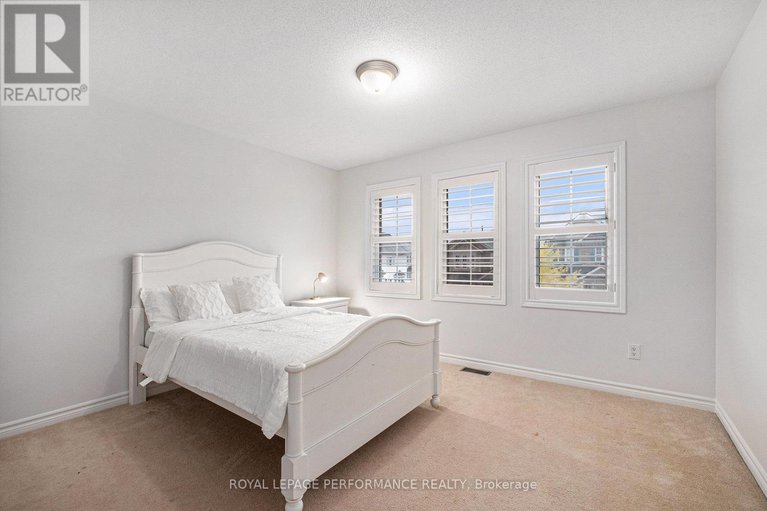 29064814/3234-river-rock-avenue/half-moon-bay/ottawa/ontario/K2J0T4_16