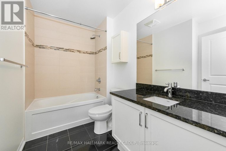 28537362/ph1-2702-242-rideau-street/sandy-hill/ottawa/ontario/K1N0B7_33