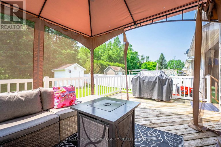 28489479/3-3-le-baron-drive/russell-twp/russell/ontario/K0A2M0_45