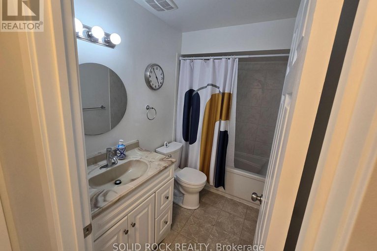 28510930/9-740-morin-street-n/castle-heights/ottawa/ontario/K1K3G9_26