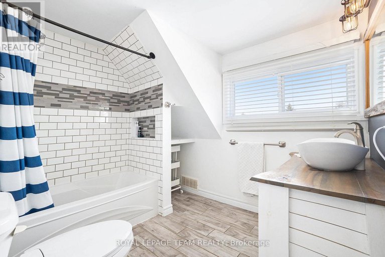 28547136/13034-boyne-road/north-dundas-winchester-twp/north-dundas/ontario/K0C1H0_23