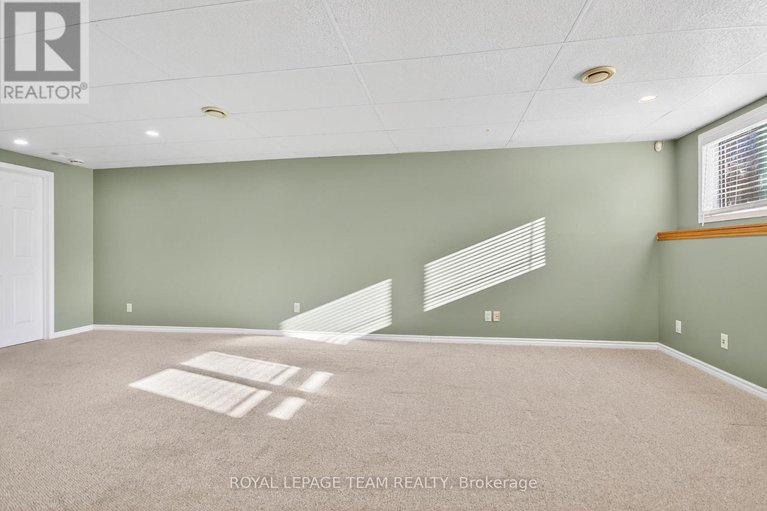 29182654/59-polo-lane/emerald-meadowstrailwest/ottawa/ontario/K2M2Y4_42