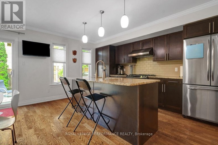 29425291/257-currell-avenue/westborohampton-park/ottawa/ontario/K1Z7J5_8