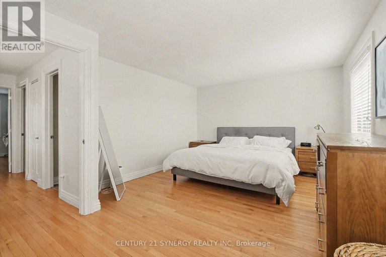 29426176/6044-willowbark-drive/chapel-hill/ottawa/ontario/K1C5T4_17