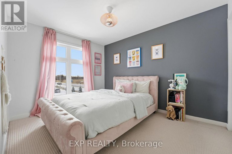 29194137/687-capricorn-circle/riverside-southgloucester-glen/ottawa/ontario/K4M0J5_29