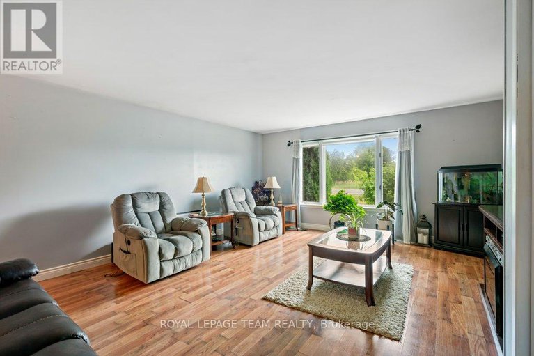 28525897/5466-county-8-road/south-dundas-williamsburgh-twp/south-dundas/ontario/K0C1X0_11