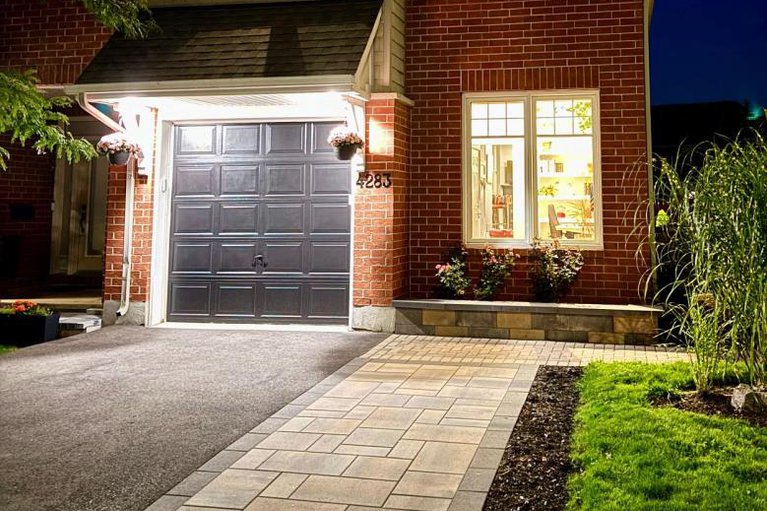 28846761/4283-kelly-farm-drive/blossom-parkkemp-parkfindlay-creek/ottawa/ontario/K1T0A6_2