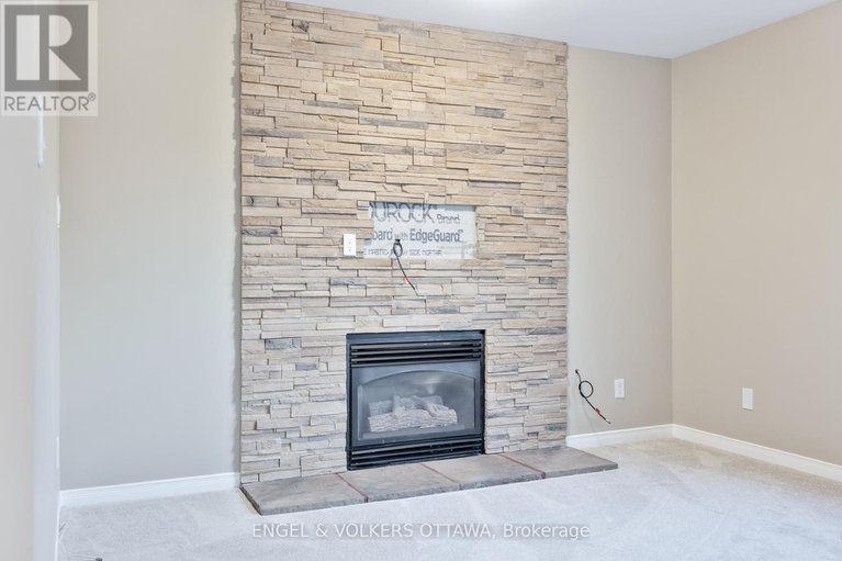 29096516/26-carleton-cathcart-street/stittsville-south/ottawa/ontario/K2S1M7_16