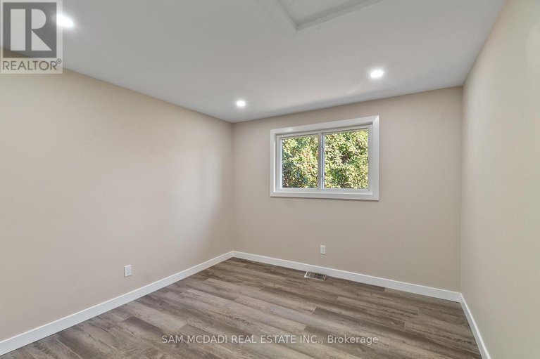 29397949/2709-laurier-street/town-of-rockland/clarence-rockland/ontario/K4K1A3_16