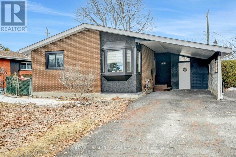29583766/2424-heaton-avenue/hawthorne-meadows/ottawa/ontario/K1G1J2_2