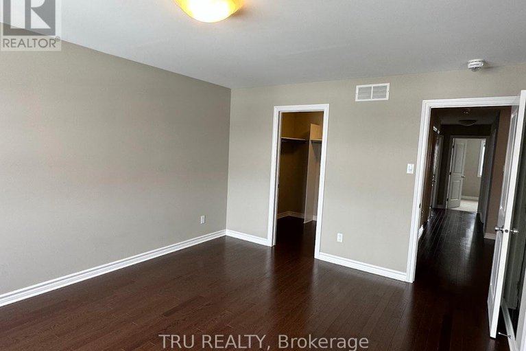 29338433/130-eric-maloney-way/blossom-parkkemp-parkfindlay-creek/ottawa/ontario/K1T0R1_26