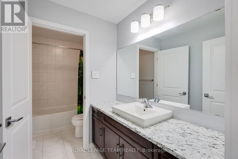 29383733/165-groningen-street/emerald-meadowstrailwest/ottawa/ontario/K2V0C6_44