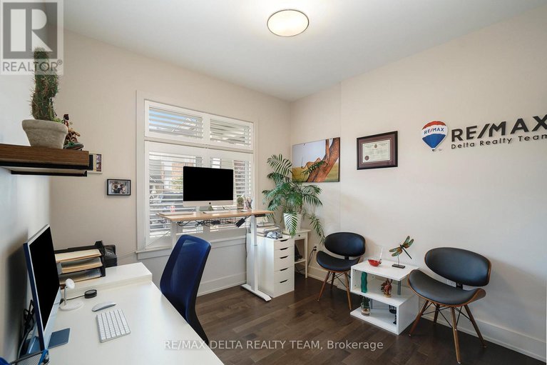 29345716/240-mullin-private/mer-bleuebradley-estatesanderson-park/ottawa/ontario/K1W0K6_10