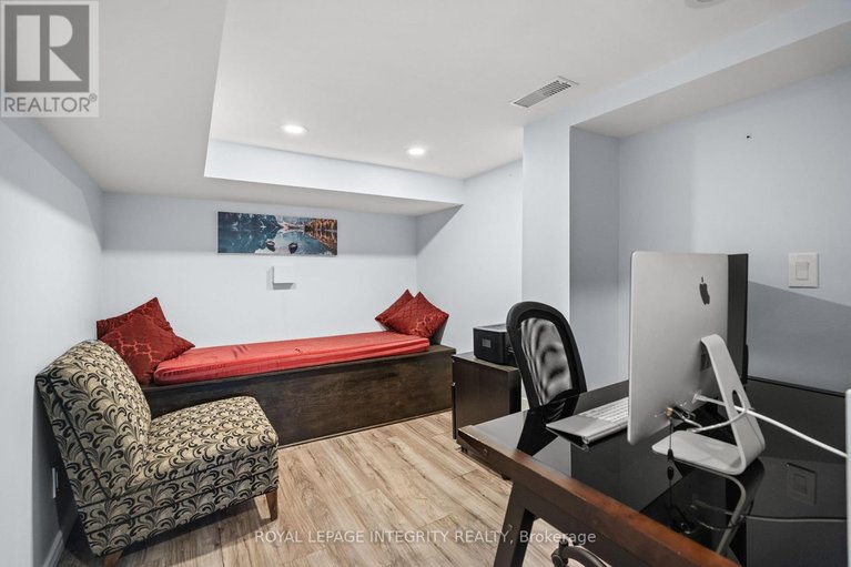 29642084/722-nakina-way/riverside-southgloucester-glen/ottawa/ontario/K1V2H9_27