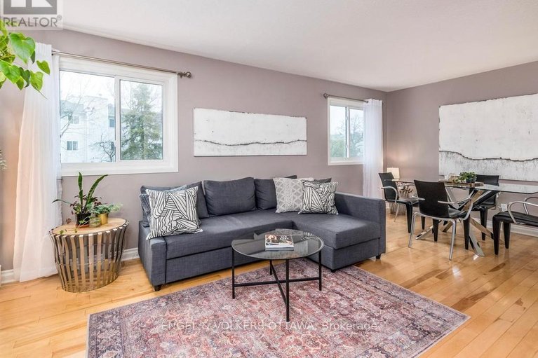 29618485/31-castlegreen-private/hunt-club-parkgreenboro/ottawa/ontario/K1T3N4_5