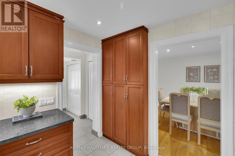 29461993/162-loretta-avenue-n/hintonburg/ottawa/ontario/K1Y2J8_11