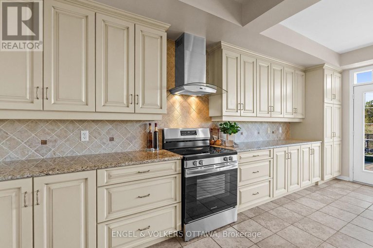 28956101/788-kilbirnie-drive/stonebridge/ottawa/ontario/K2J0M4_19