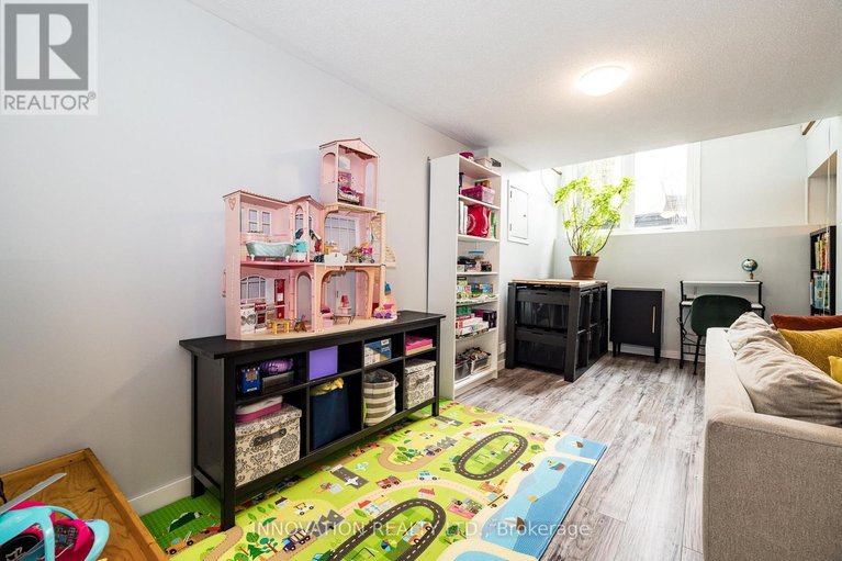 29648620/128-pickwick-drive/cedargrovefraserdale/ottawa/ontario/K2J3C7_27