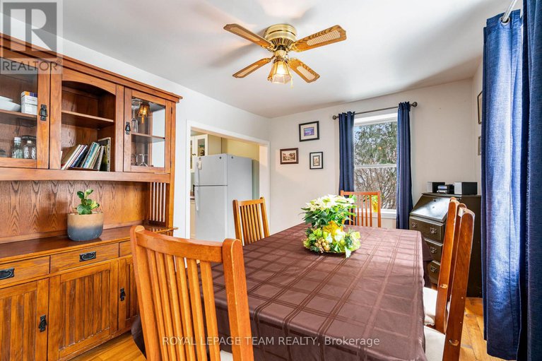 29158073/11509-queen-street/north-dundas-mountain-twp/north-dundas/ontario/K0E1J0_12