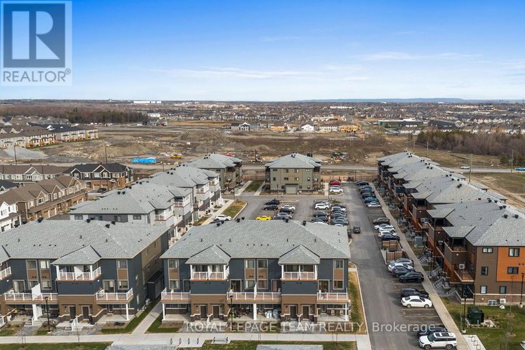 29651652/722-parnian-private/half-moon-bay/ottawa/ontario/K2J4H7_36