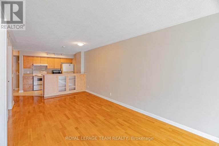 28559939/804-138-somerset-street-w/ottawa-centregolden-triangle/ottawa/ontario/K2P0A3_23
