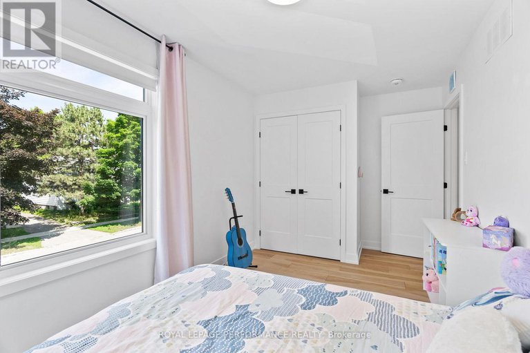 28543963/80-dagmar-avenue/vanier/ottawa/ontario/K1L5T4_22
