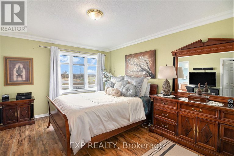 29118872/258-trail-side-circle/springridgeeast-village/ottawa/ontario/K4A5B5_12