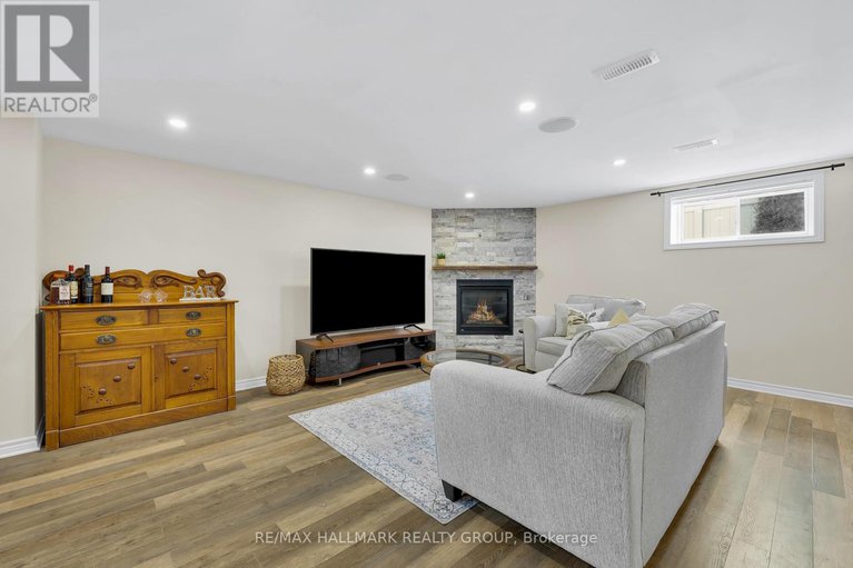 29430423/510-kindred-crescent/north-grenville-twp-kemptville-south/north-grenville/ontario/K0G1J0_27