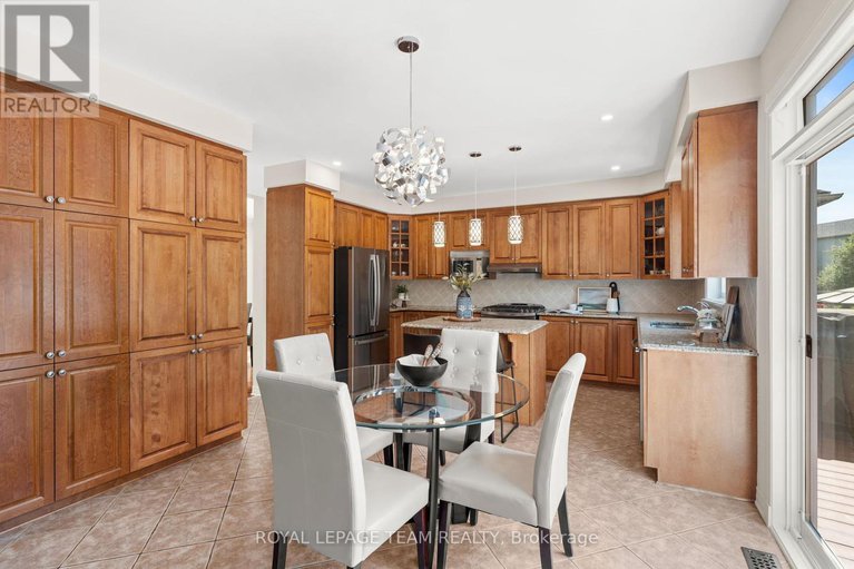 28577320/7-ash-valley-avenue/barrhaven-east/ottawa/ontario/K2G6V3_13