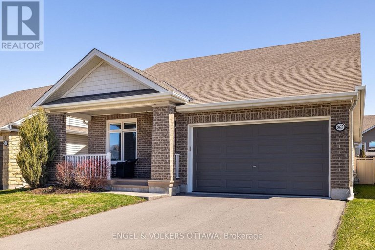 29636459/865-tewin-circle/camelot/ottawa/ontario/K4A1K1_2