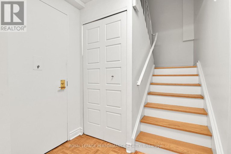 28916440/344-515-st-laurent-boulevard/viscount-alexander-park/ottawa/ontario/K1K3X5_5