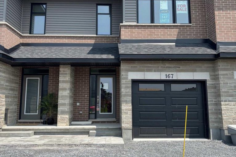 28403102/167-craig-duncan-terrace/stittsville-south/ottawa/ontario/K2S3C6_1