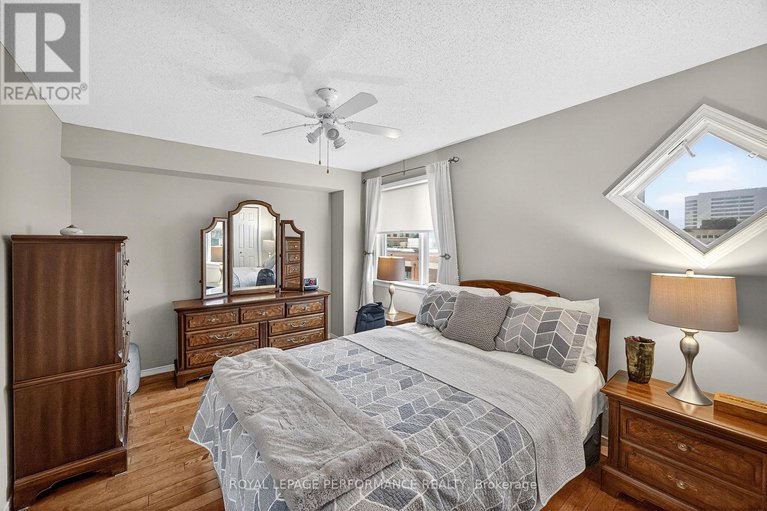 29102849/9-panorama-private/ottawa-west/ottawa/ontario/K1Y4X1_25