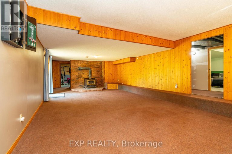 28757377/1437-usborne-street/mcnabbraeside-twps/mcnabbraeside/ontario/K0A1G0_29